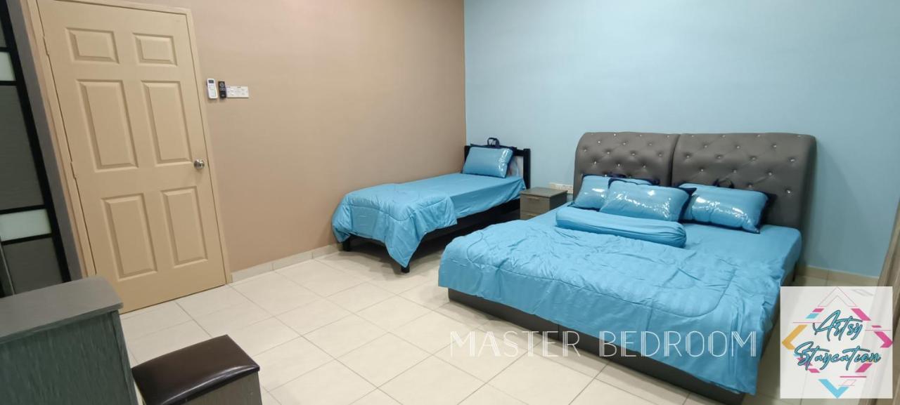 Artsy Staycation Malacca Extérieur photo