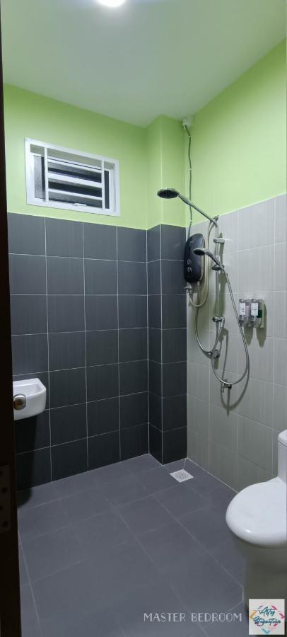Artsy Staycation Malacca Extérieur photo
