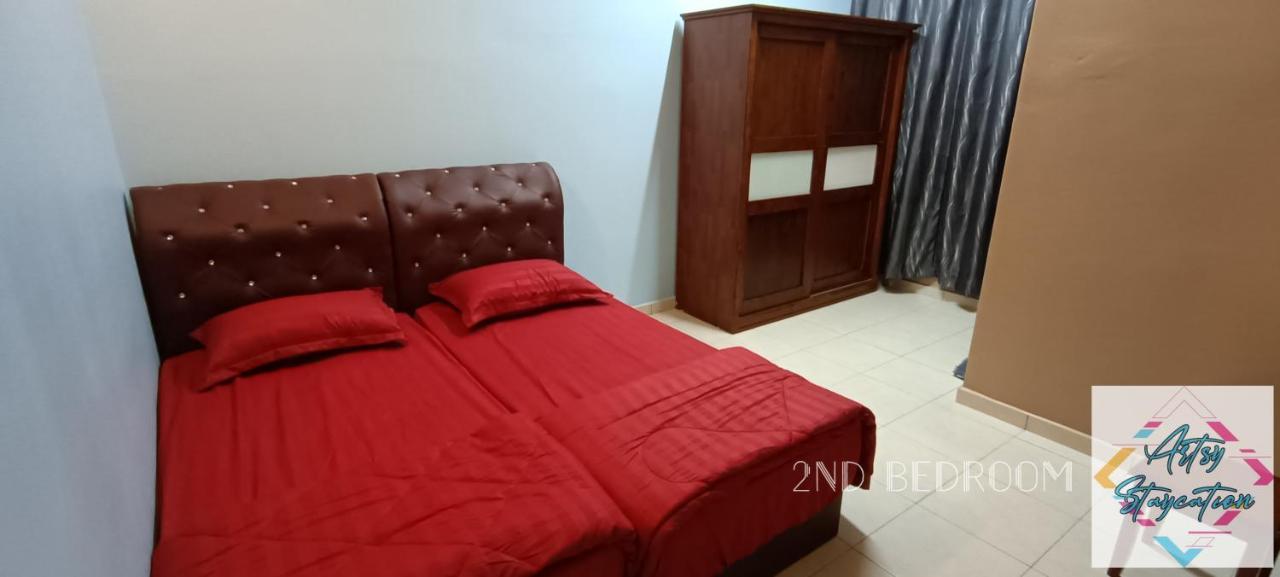 Artsy Staycation Malacca Extérieur photo